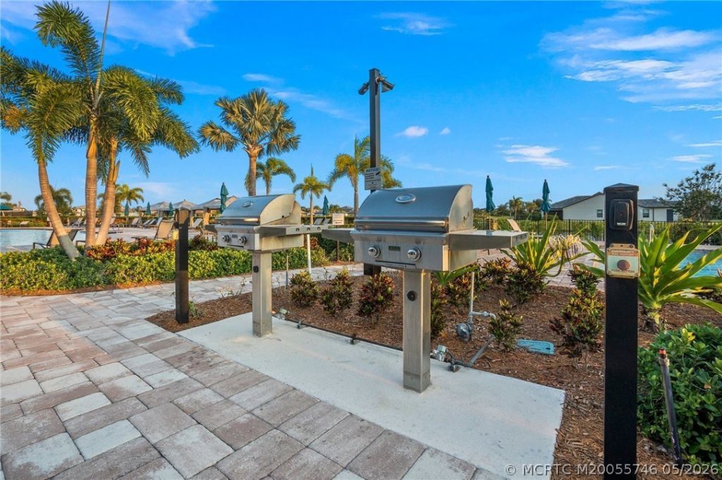 600 SE Villandry Way, Port Saint Lucie, FL 34984 Photo