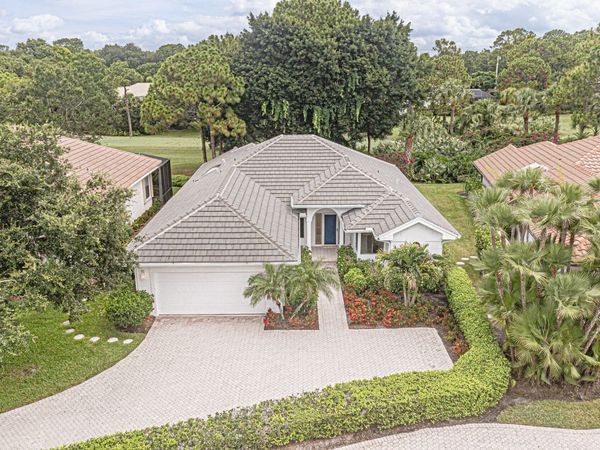 3390 SE Putnam Court, Stuart, FL 34997