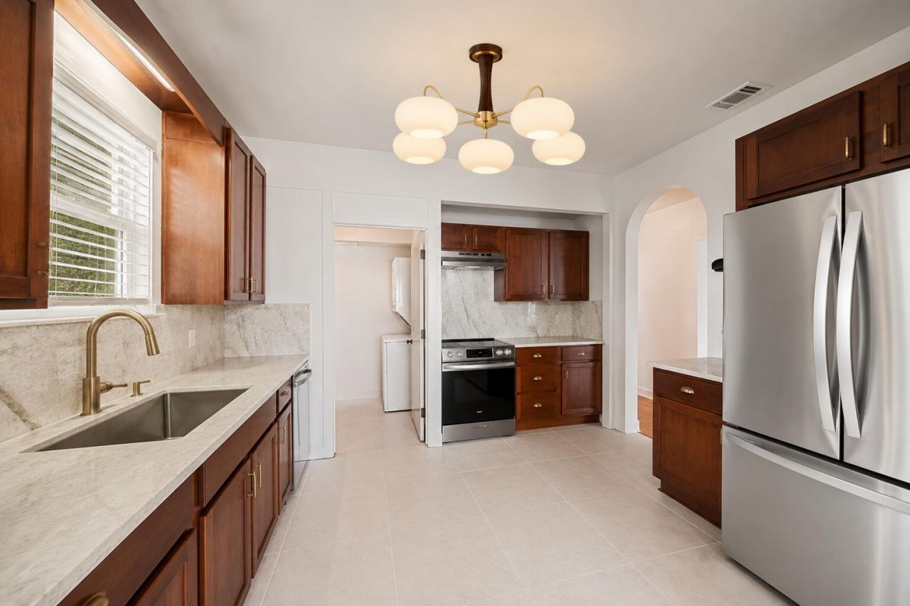 315 Hawthorne Drive, Lake Park, FL 33403 Photo