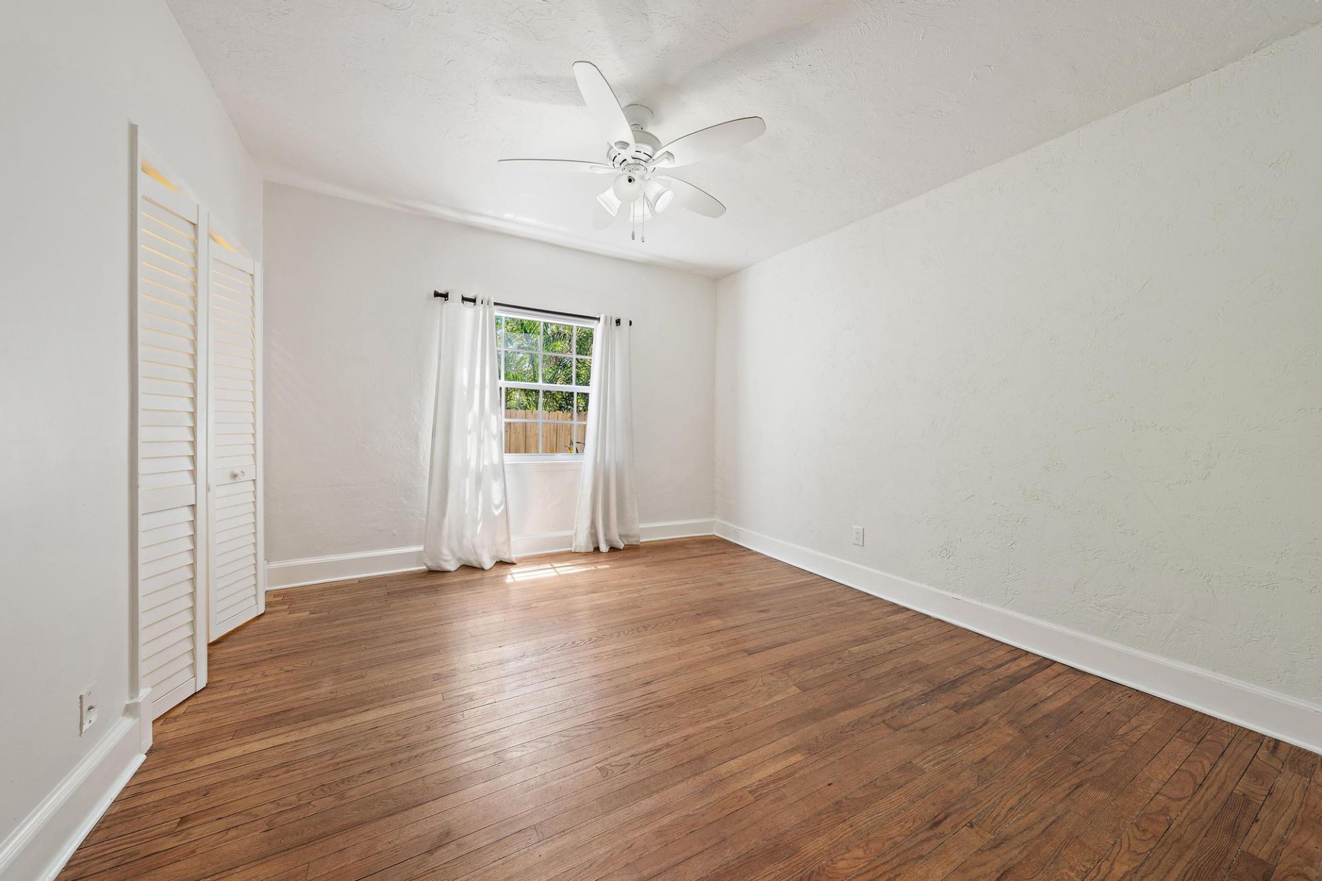 315 Hawthorne Drive, Lake Park, FL 33403 Photo
