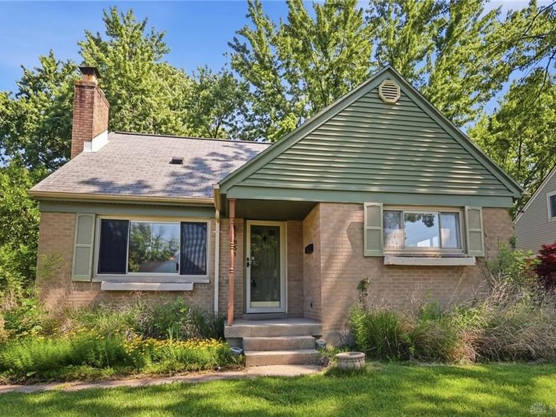 1851 Beaverton Drive, Kettering, OH 45429 Photo 2
