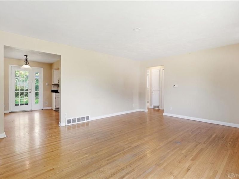 1851 Beaverton Drive, Kettering, OH 45429 Photo 8