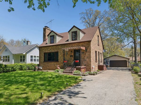 735 Kirkwood Avenue , Winthrop Harbor, IL 60096