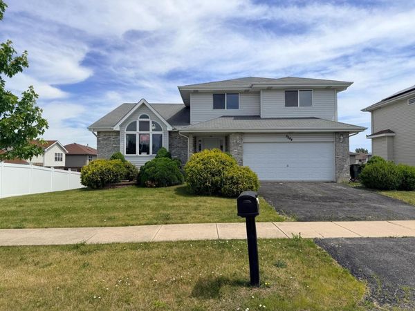 5244 Bentgrass Avenue , Richton Park, IL 60471