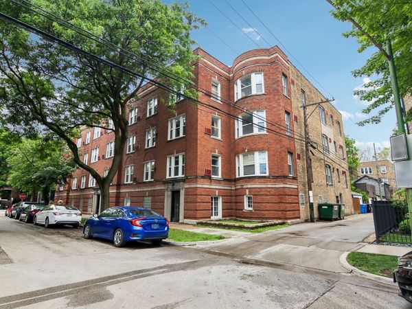 1946 W PATTERSON Avenue , Unit 3, Chicago, IL 60613