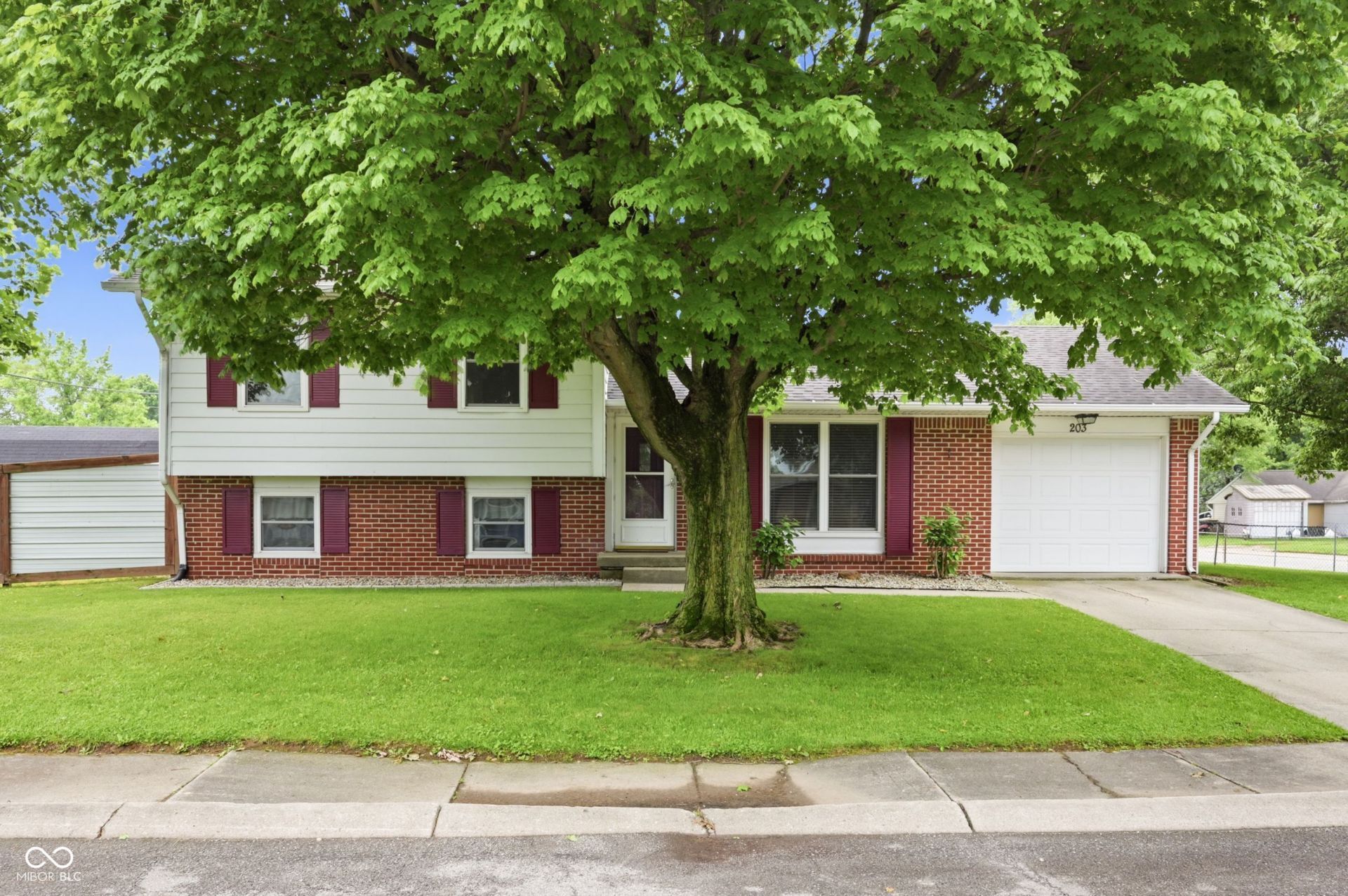 203 Kerr Drive, Lapel, IN 46051 Main Photo