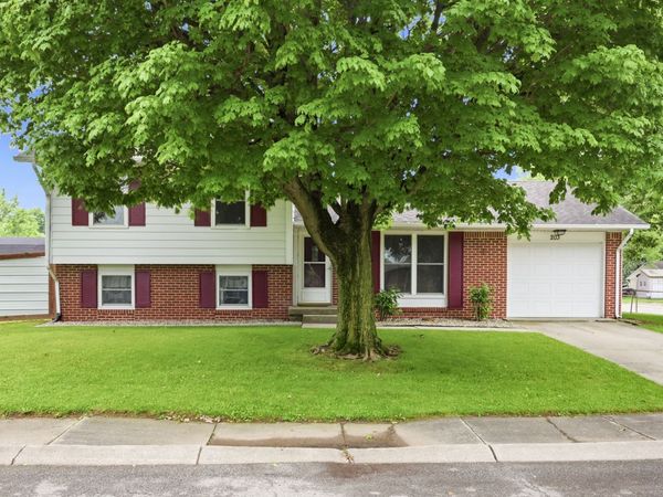 203 Kerr Drive, Lapel, IN 46051