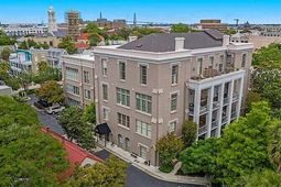 67 Legare Street photo 4