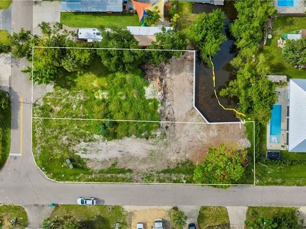 3439 Canal ST, NAPLES, FL 34112