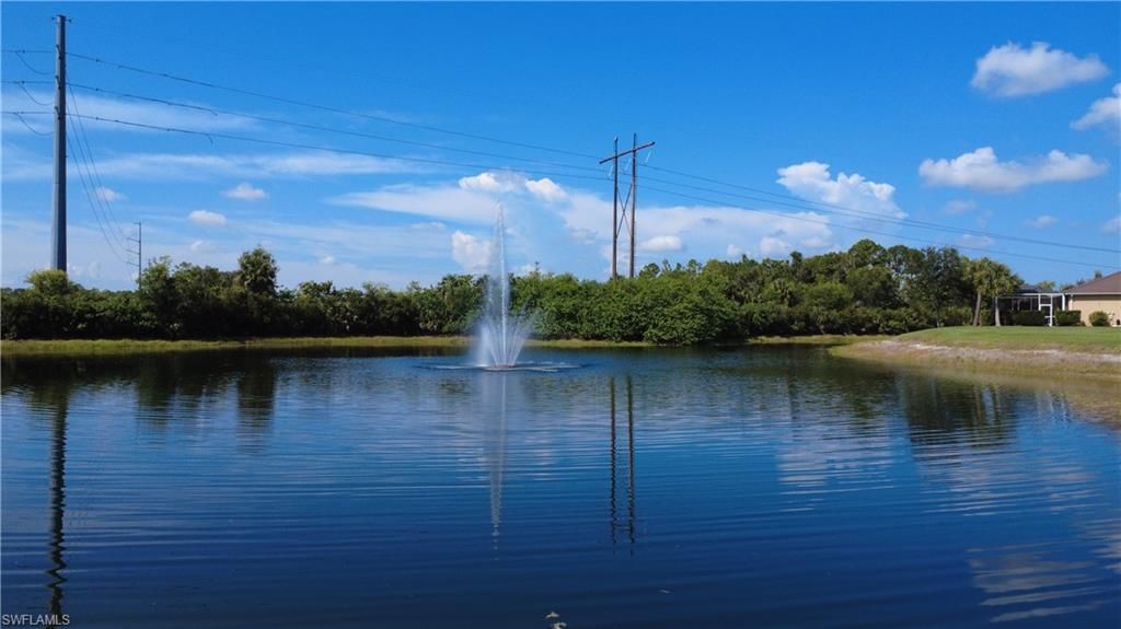 2540 Keystone Lake Dr, Cape Coral, FL 33909 Photo