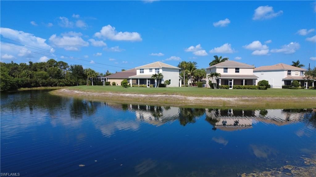 2540 Keystone Lake Dr, Cape Coral, FL 33909 Photo