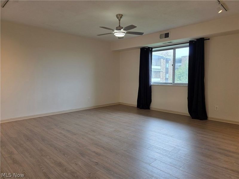 2202 Acacia Park Drive, Unit 2612, Lyndhurst, OH 44124 Photo 10