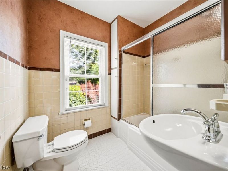6666 Ridgebury Boulevard, Mayfield Heights, OH 44124 Photo 16