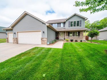 2505 Boulder Ridge Lane NW, Rochester, MN 55901