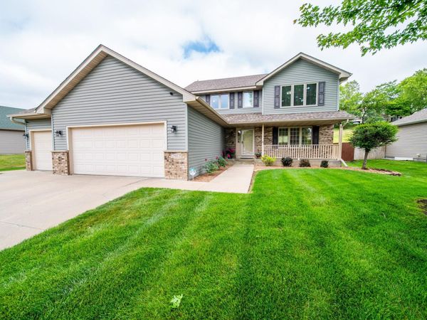 2505 Boulder Ridge Lane NW, Rochester, MN 55901