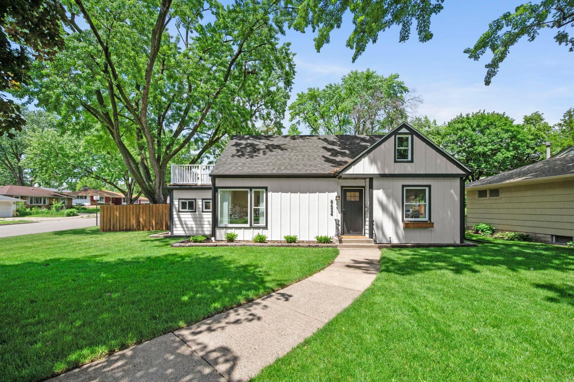 8624 W 35th Street, Saint Louis Park, MN 55426