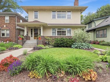 4136 Grand Avenue S, Minneapolis, MN 55409