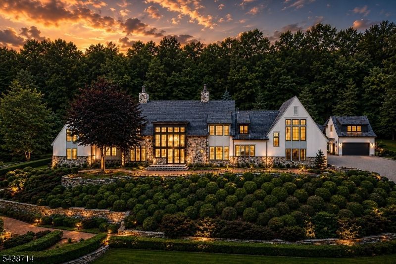 171 Campbell Rd, Bernardsville, NJ 07924 Main Photo