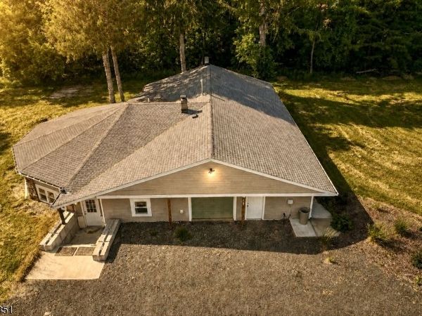 1497 Route 31, White, NJ 07863