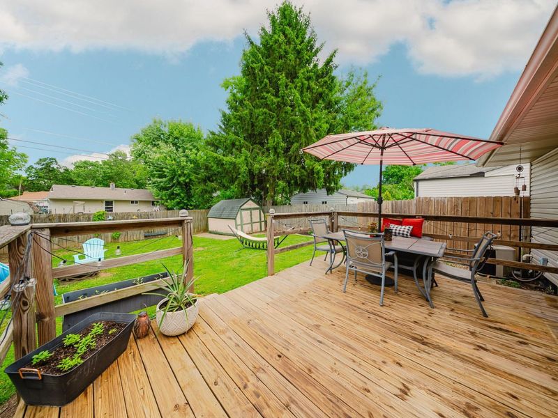 926 Minerva Avenue , Columbus, OH 43229 Photo 21