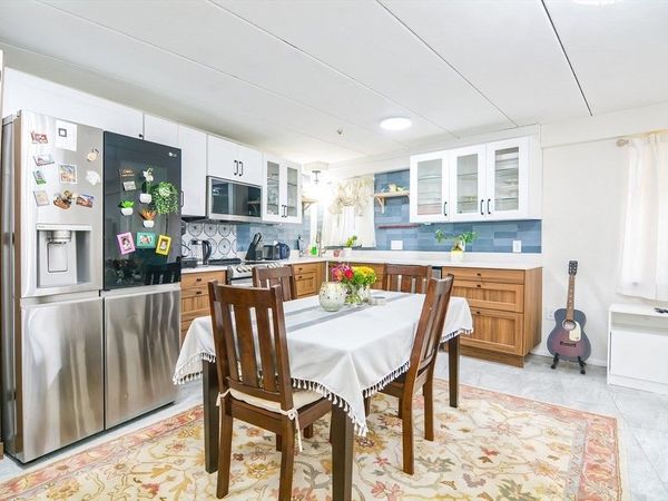 54 Concord Ave., Unit 102, Cambridge, MA 02138