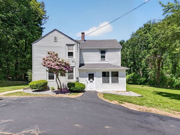13 Percy Ave, Reading, MA 01867