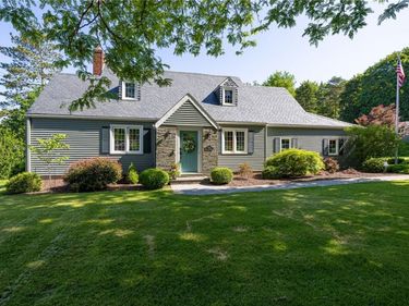 462 Seneca Park Avenue, Rochester, NY 14617