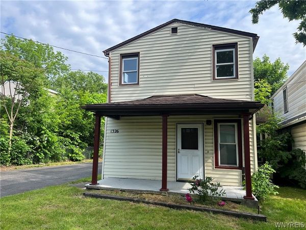 1326 Garden Avenue , Niagara Falls, NY 14305