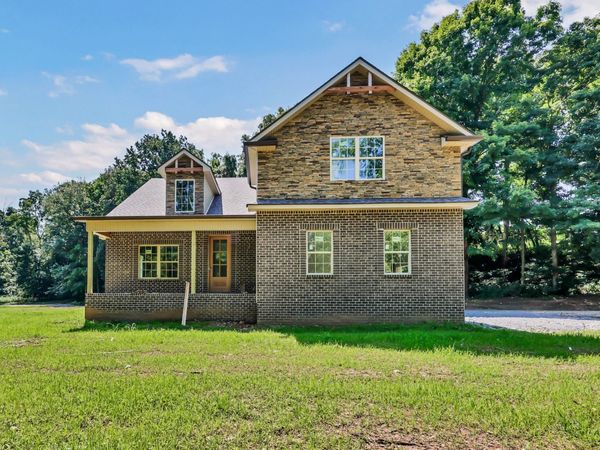 1066 Indian Creek Rd , Cumberland Furnace, TN 37051
