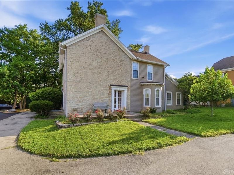 15 Iron Gate Park Drive, Centerville, OH 45459 Photo 2