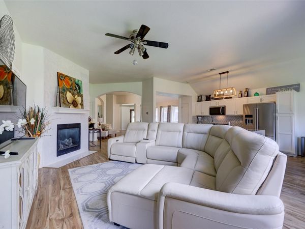 1819 Nelson Ranch LOOP , Cedar Park, TX 78613