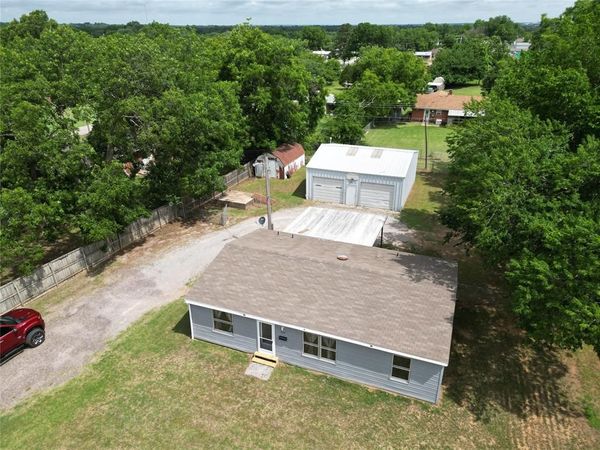509 E Park Street, Tecumseh, OK 74873