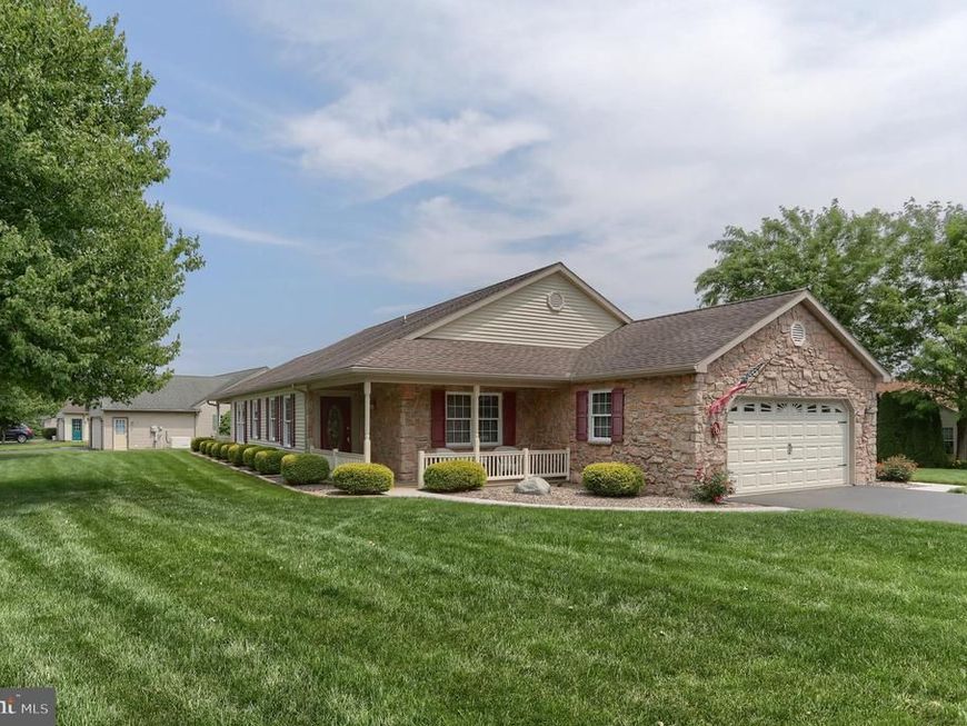 90 Arbor Drive , Myerstown, PA 17067 Main Photo