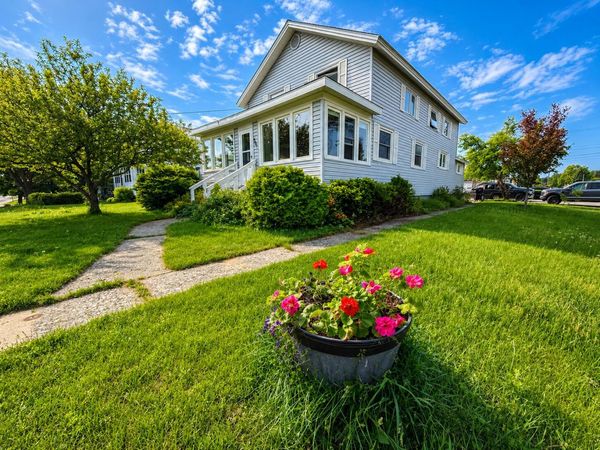 321 W Mcmillan AVE, Newberry, MI 49868