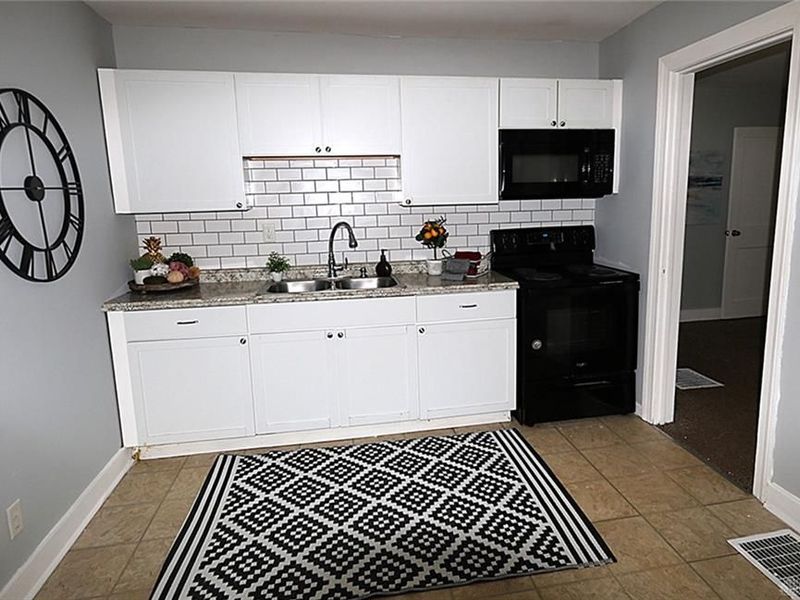 4619 W 2nd Street, Dayton, OH 45417 Photo 9