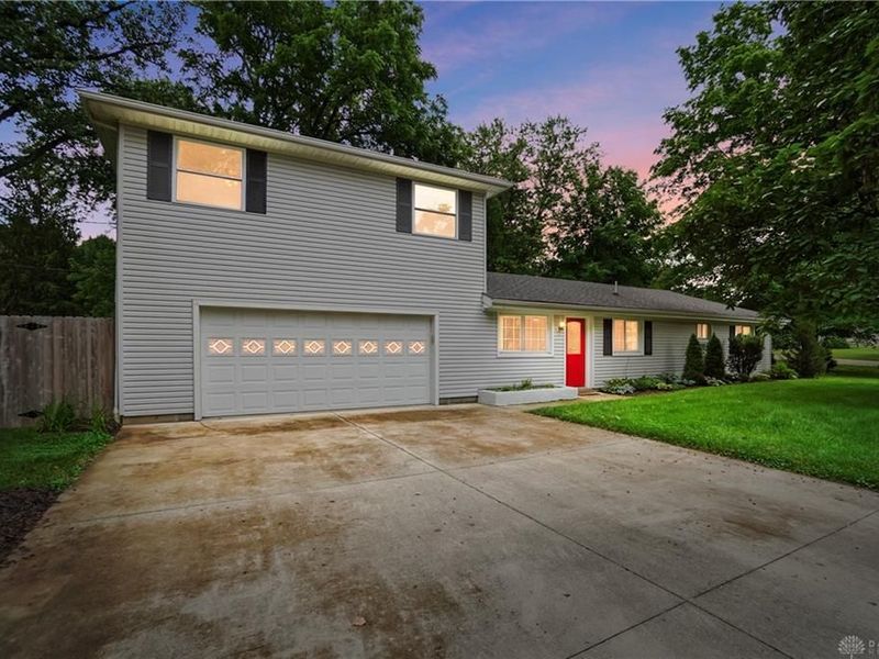 1684 Pierce Drive, Beavercreek, OH 45432 Photo 1