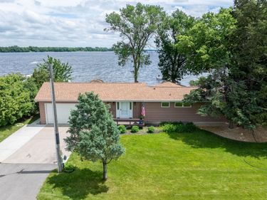 49295 Sportsmans Lane, Waterville, MN 56096