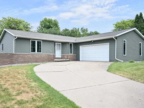 217 13th AVENUE S, Onalaska, WI 54650