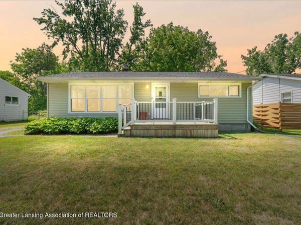 901 Brad Street, Lansing, MI 48911