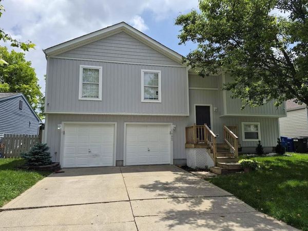 1402 Pine Wild Drive, Columbus, OH 43223