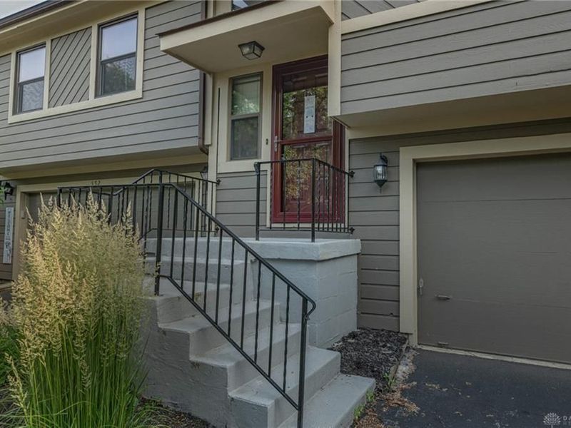 546 Kyle Lane, Fairborn, OH 45324 Photo 3