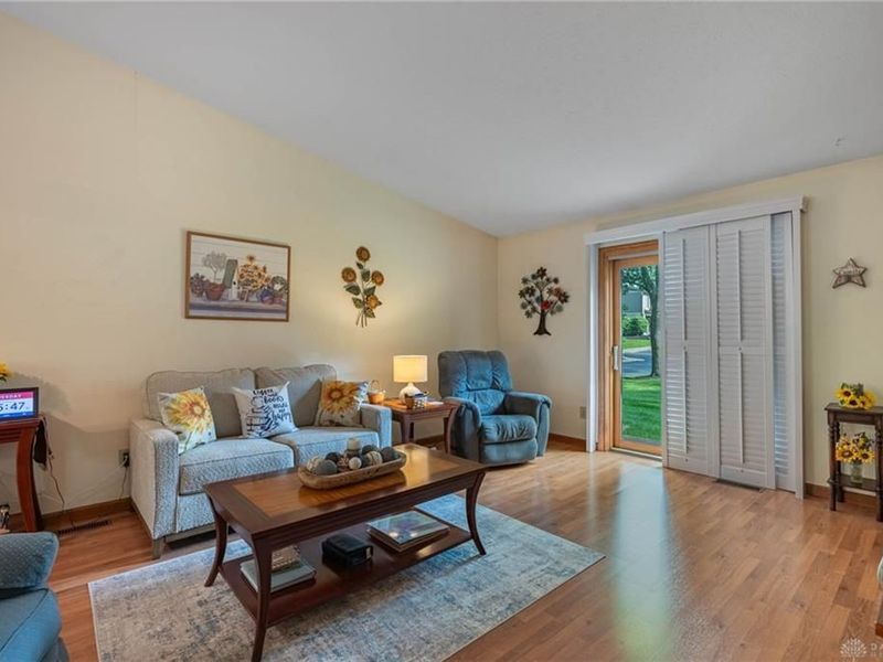 546 Kyle Lane, Fairborn, OH 45324 Photo 5