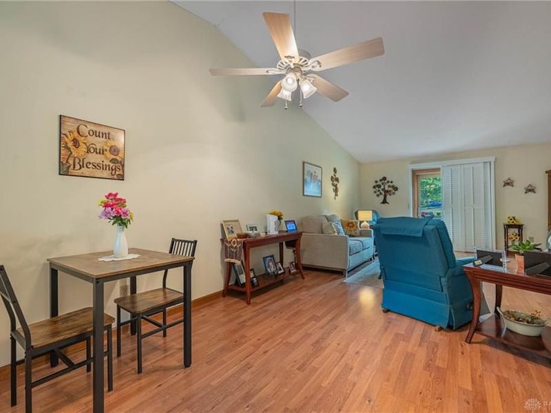 546 Kyle Lane, Fairborn, OH 45324 Photo 9