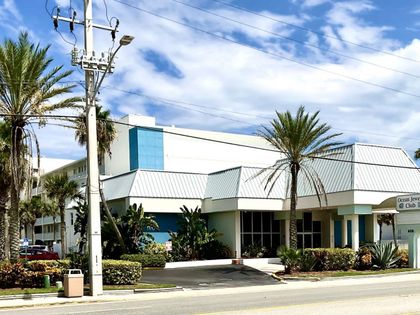 935 S Atlantic Avenue Daytona Beach, FL 32118