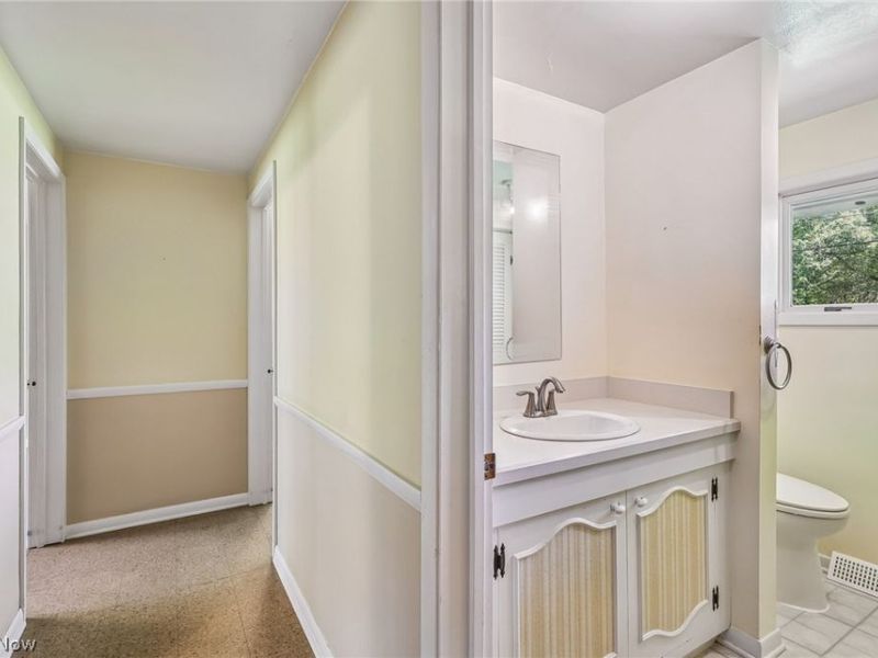 9087 Ranch Drive, Chesterland, OH 44026 Photo 17