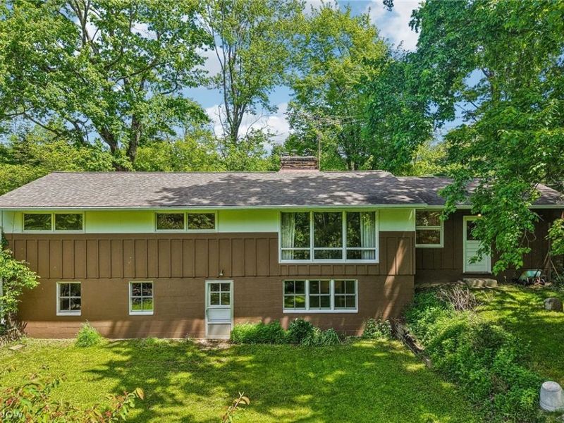 9087 Ranch Drive, Chesterland, OH 44026 Photo 36