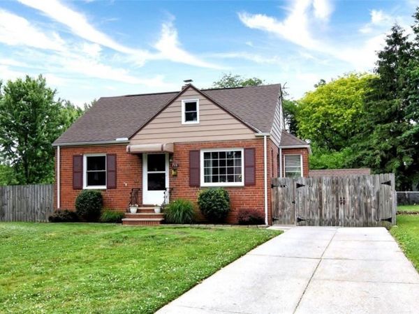 711 E 256th Street , Euclid, OH 44132