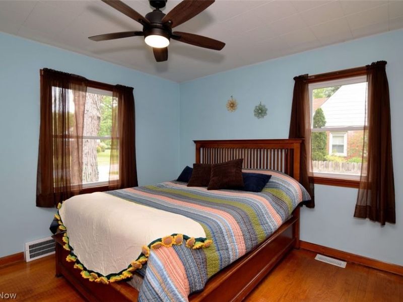 711 E 256th Street, Euclid, OH 44132 Photo 12