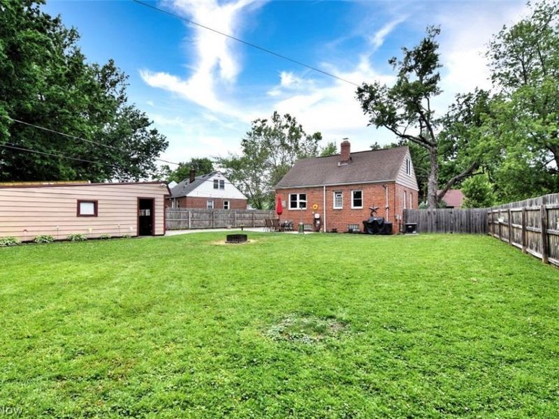 711 E 256th Street, Euclid, OH 44132 Photo 32