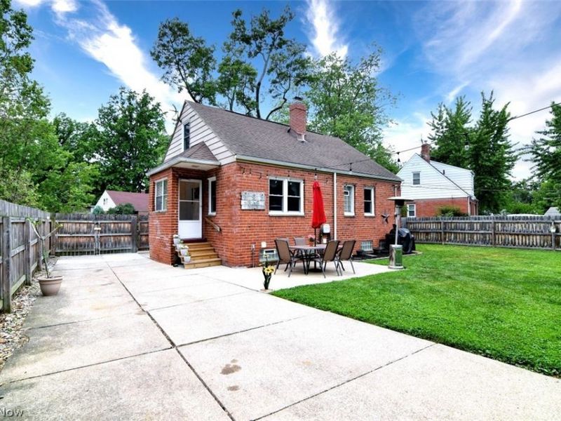 711 E 256th Street, Euclid, OH 44132 Photo 34